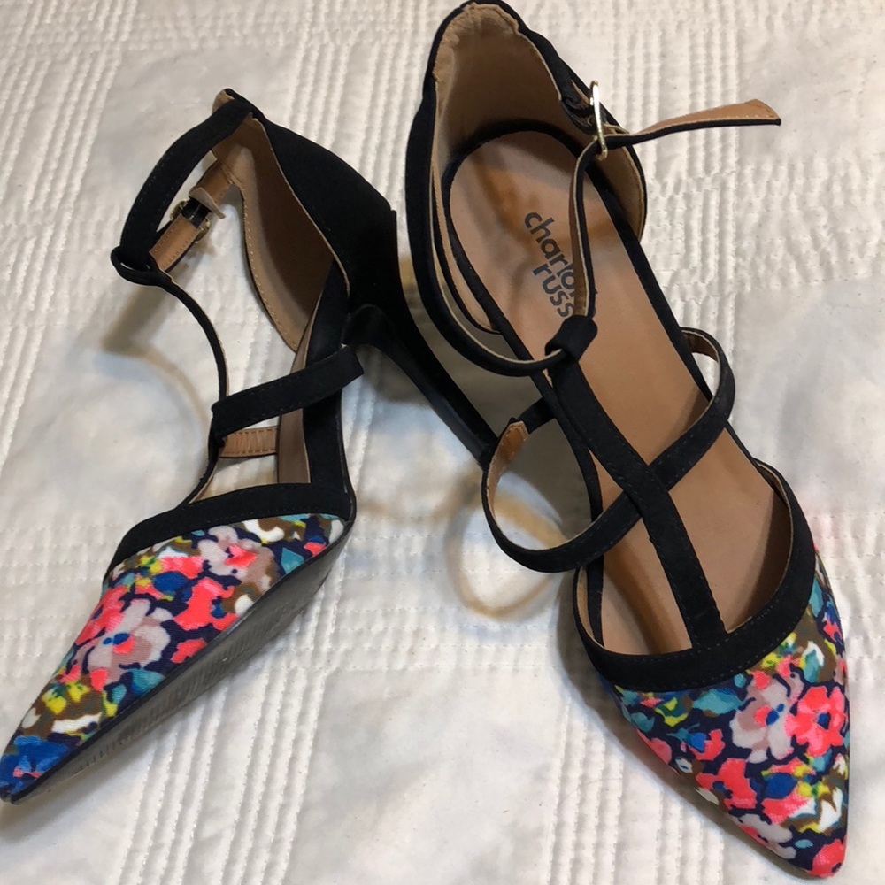 Shoes - Picture 6 of 6